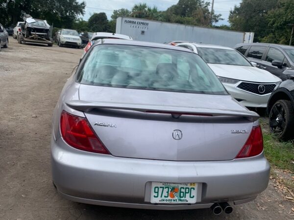 Acura CL 1996-1999 in a junkyard in the USA CL 1996-1999