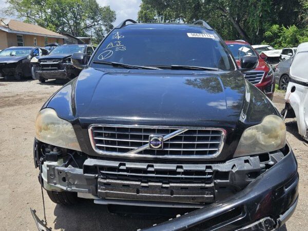 Volvo XC90 2007-2008 in a junkyard in the USA Volvo