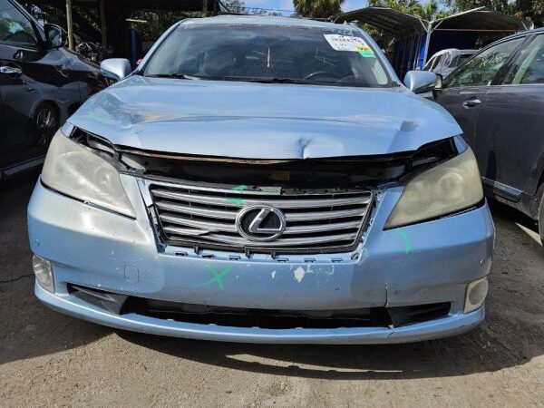 Lexus ES350 2009-2012 in a junkyard in the USA Lexus