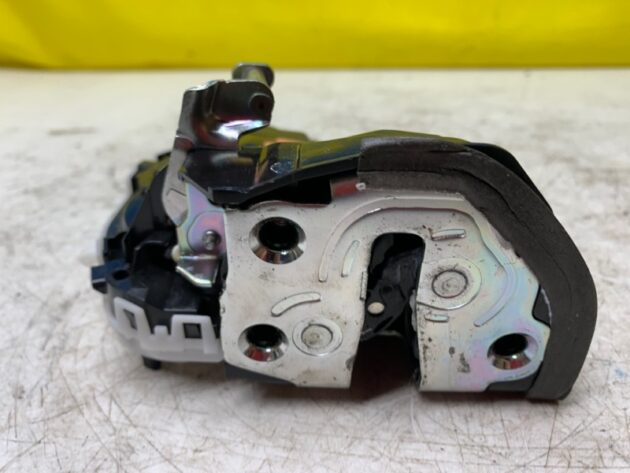Used REAR LEFT DRIVER SIDE DOOR LATCH LOCK ACTUATOR for Toyota Prius 2015-2018 6906052280
