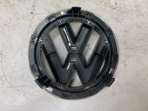 Used Front Grille Emblem for Volkswagen Jetta 2005-2009 3C0853600A