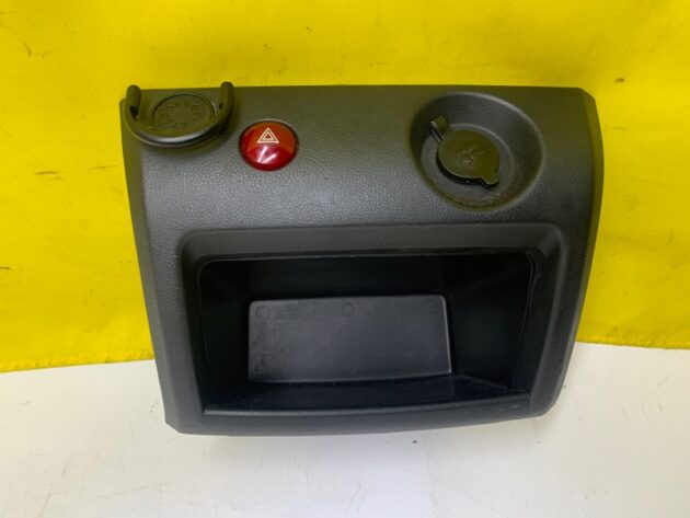 Used Hazard Warning Signal Switch for Mitsubishi Outlander 2002-2005 8614A249