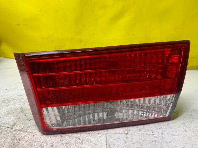 Used Passenger Right Inner Taillight for Hyundai Sonata 2004-2006 92404-0A000, R92404-0A0