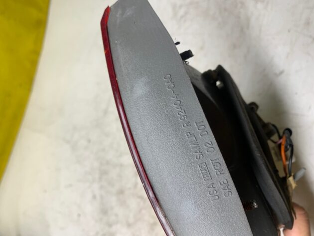 Used Passenger Right Inner Taillight for Hyundai Sonata 2004-2006 92404-0A000, R92404-0A0