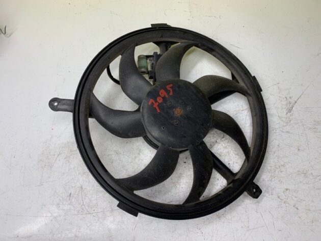 Used Radiator Cooling Fan Assembly for MINI Cooper S Clubman 2007-2010 17-42-2-752-632