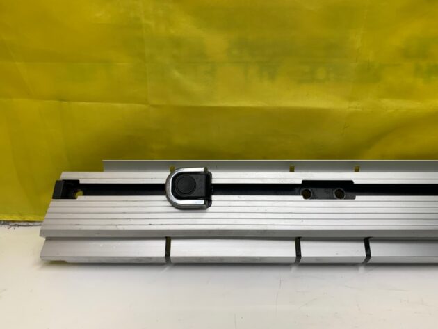 Used Trunk Cargo Compartment Lashing Rail Bracket for BMW X6 2015-2019 72157343275, 7215-7-343-275, 185851-10