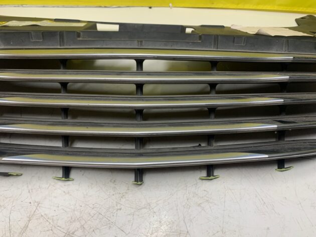 Used Radiator Grille for Chrysler 200 2010-2013 68082050AD, 68102305AD