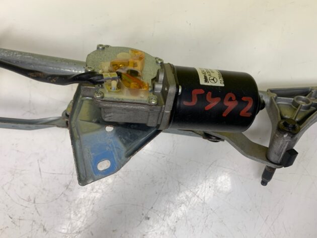 Used Front windshield wiper motor w/regulator for Mercedes-Benz CLK-Class 2005-2009 203-820-03-42, 203-820-01-12, A2038200342