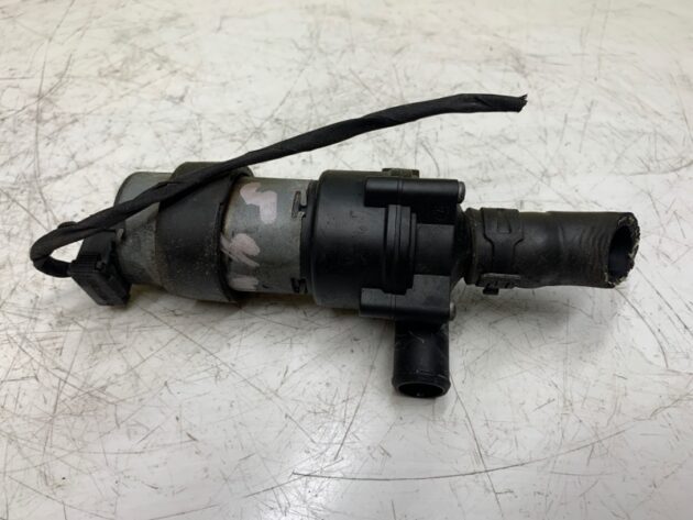 Used Engine Coolant Water Pump for Mercedes-Benz CLK-Class 2005-2009 2038350064
