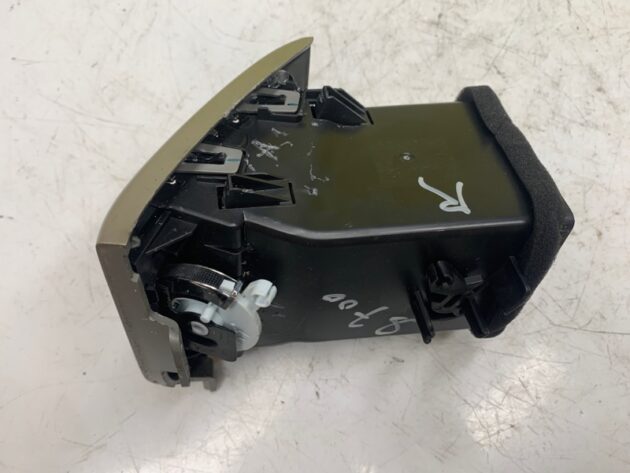 Used FRONT RIGHT PASSENGER SIDE A/C DASH AIR VENT for Jeep Grand Cherokee 2010-2013 1UE22DX9AB, 6XJ98GFAAA, VP-00007407, 17499F, SP15507