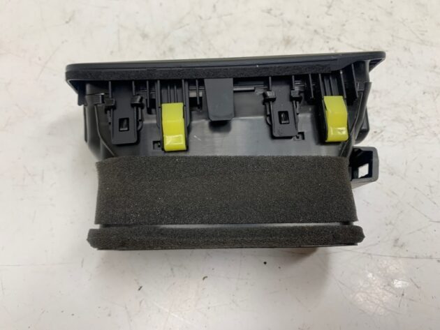 Used FRONT RIGHT PASSENGER SIDE A/C DASH AIR VENT for Toyota Prius 2015-2018 55660-47150, 55660-47150, GN711-59840