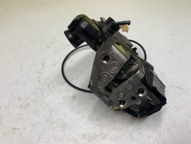 Used FRONT LEFT DRIVER SIDE DOOR LATCH LOCK ACTUATOR for Scion tC 2008-2010 6904033221