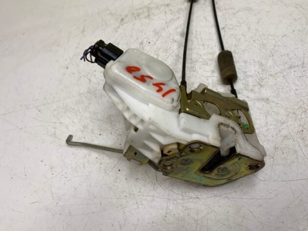 Used FRONT RIGHT PASSENGER SIDE DOOR LATCH LOCK ACTUATOR for Mitsubishi Galant 2006-2009 MR599900