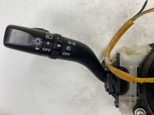 Used STEERING WHEEL COLUMN MULTI FUNCTION COMBO SWITCH for Toyota Camry 2001-2003 84140-06080, 8465206091