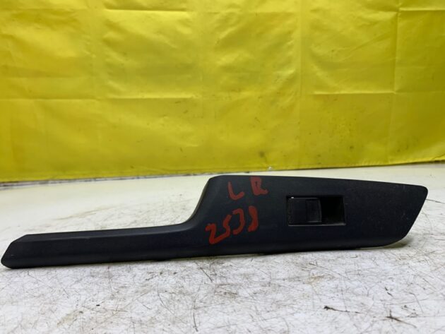 Used Rear Driver Left Window Switch for Toyota Matrix 2008-2012 74272-02200-B0, 84810-06030, 74272-02210
