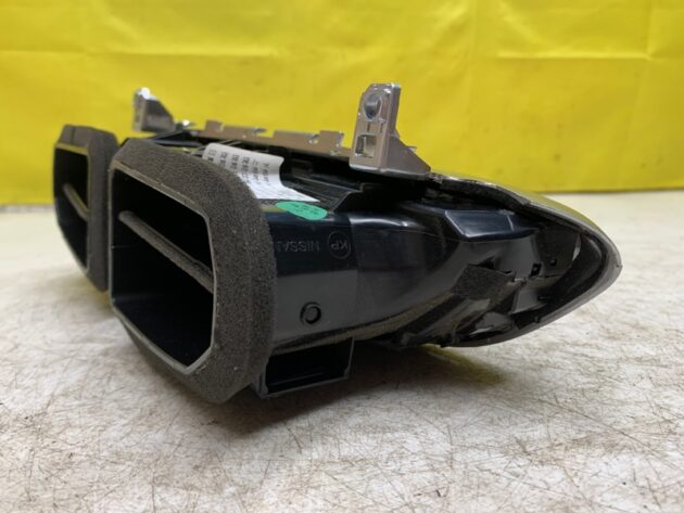 Used FRONT CENTER DASH AIR VENT for Infiniti QX30 2015-2019 68750 5dfoa