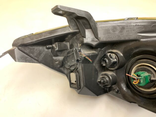 Used Left Driver Side Headlight for Mitsubishi Eclipse 2005-2008 MR987843, 8301A507