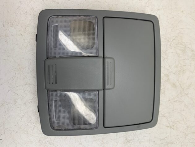 Used Front Overhead Roof Console Light Switch for Kia Sorento 2010-2013 928001U000H9, 928001U300H9, 92800-1UXXX, 92800-2PXXX