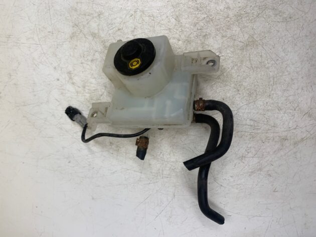 Used Brake Master Cylinder Reservoir Tank Bottle for Toyota Prius 2012-2014 4722047080