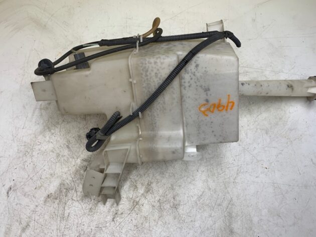 Used Windshield Washer Tank Fluid Reservoir for Nissan Rogue 2010-2013 28910-JM000, 28920-CA000, 2224650-A