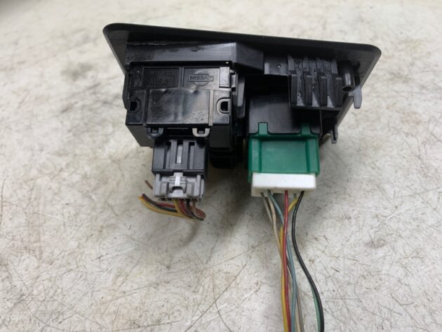 Used Mirror Control Switch for Nissan Rogue 2010-2013 25570-2Y015, 25145-1GR0A