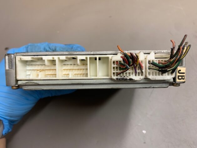 Used Engine Control Computer Module for Toyota Camry 1999-2000 8966606021, 89666-06021, Tn175300-3680