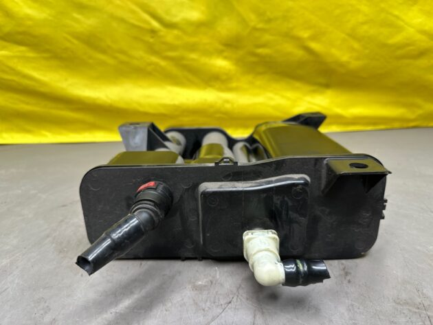 Used FUEL VAPOR CHARCOAL CANISTER for Chevrolet Equinox 2016-2021 84880463, 84403786, 84823733, 9510200000000X, 951562415