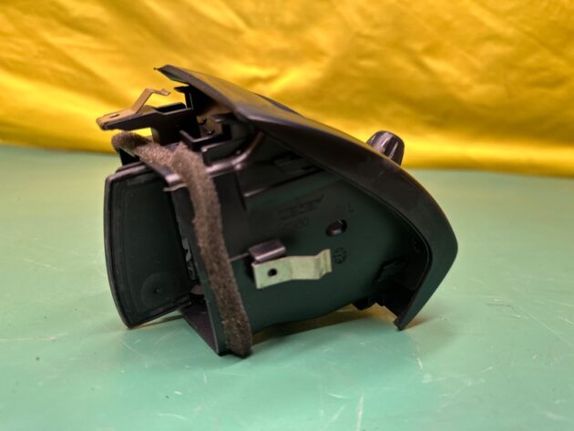 Used FRONT CENTER DASH AIR VENT for MINI Cooper S Coupe 2014-2018 64-22-9-265-405, 64229265405, 162083