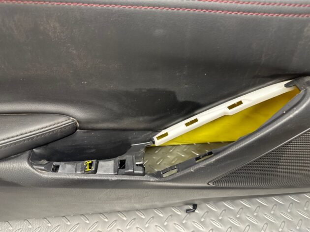 Used Front Left Door Panel Inner Filler Plate for Mazda MX-5 2015-2023 NA1P-68-450D-0D, 12AF2 LH, N243684U7, N243453118, K4057