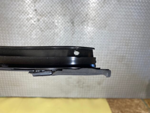Used Roof Rail for Mercedes-Benz E-Class 350 2013-2014 2077200047, A2077200047