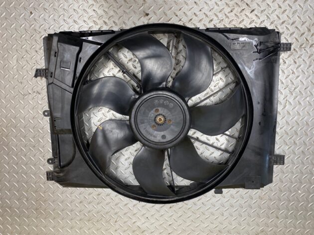 Used Radiator Cooling Fan Assembly for Mercedes-Benz E-Class 350 2013-2014 204 500 02 93, 2049060212, 0130307188
