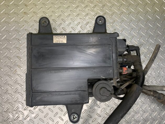 Used FUEL VAPOR CHARCOAL CANISTER for Lexus LS430 2000-2002 7774050090, 77740-50092, 77740-50091