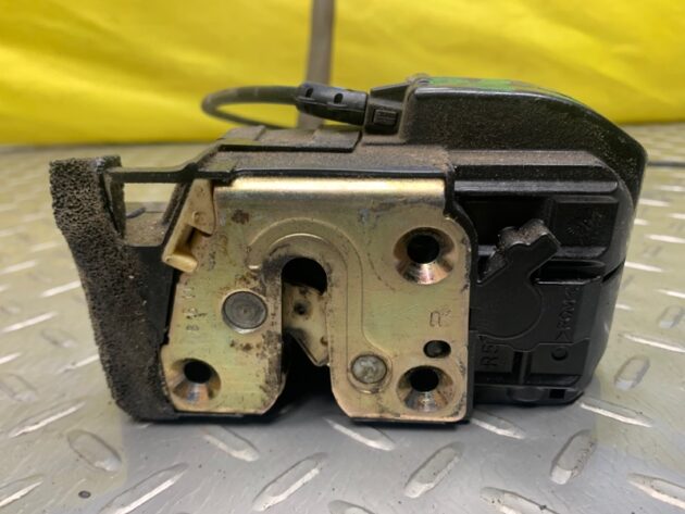 Used REAR RIGHT PASSENGER SIDE DOOR LATCH LOCK ACTUATOR for Nissan Armada 2007-2016 82500-ZQ00A