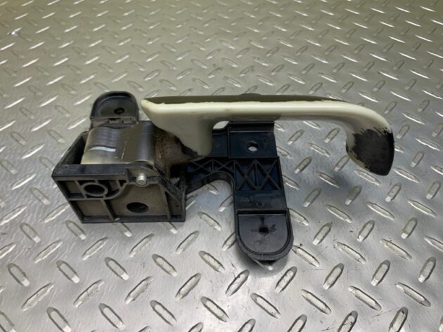 Used Front passenger right interior door handle for Nissan Armada 2007-2016 806707S000