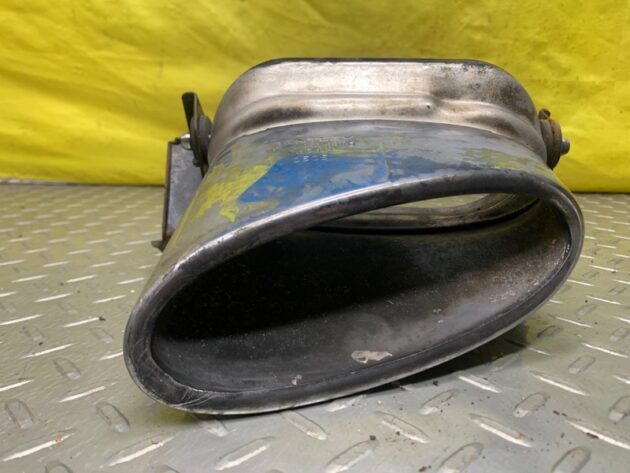 Used Left exhaust chrome tailpipe tip for Bentley CONTINENTAL FLYING SPUR 05-13 3W0253681D