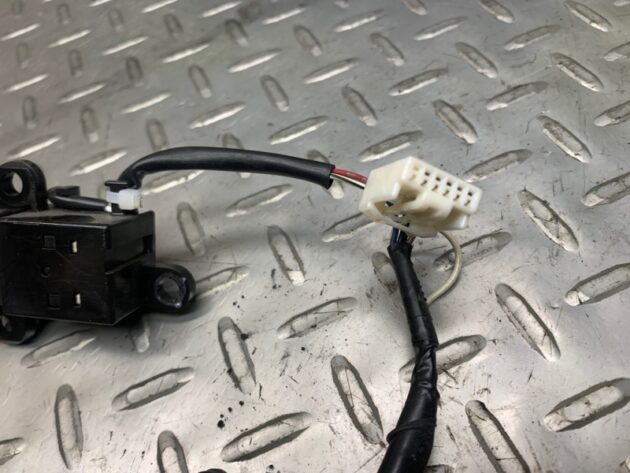 Used Cruise Control Switch for Lexus SC430 2001-2005 84630-24090