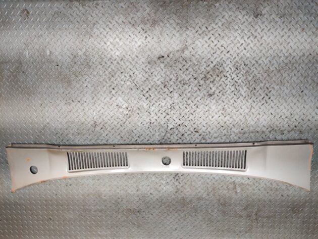 Used Cowl Vent Panel for Lexus LX450 195-1997 5578160030