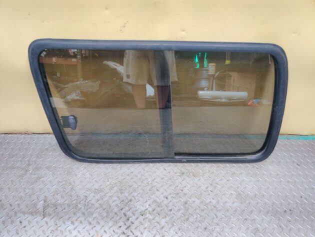 Used Rear quarter window glass left side for Lexus LX450 195-1997 6271260160, 6271460090