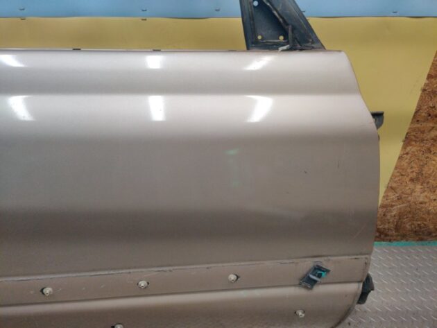 Used Passenger Right Front Door for Lexus LX450 195-1997 6700160360