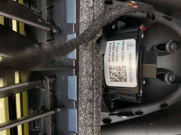 Used Center Dashboard Bezel Clock Stop Watch for Porsche Panamera 4 2016-2020 971-858-122-E-5Q0, 971858122E, 971-858-122-A-5Q0, 971-919-204-F-6N3, 971-919-204-C-6N3, 971-919-204-D-6N3, 971-919-204-E-6N3