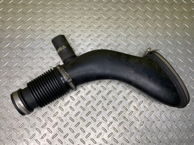 Used Right air duct hose for Porsche Panamera 4 2016-2020 971129533C