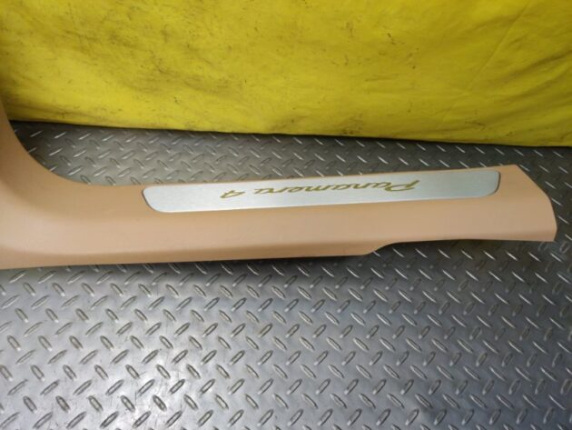 Used Front right sill trim for Porsche Panamera 4 2016-2020 971863484, 971863484C, 971-863-484-C-4H0
