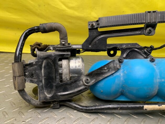 Used Brake Booster Vacuum Air Pump for Bentley Continental GT 2005-2007 8E0927317A