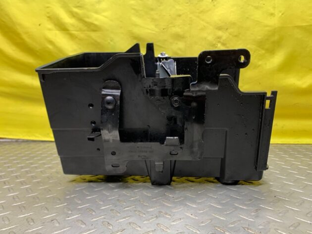 Used Battery Cover Box for Ford Transit Connect 2014-2023 AM51-10723-AF