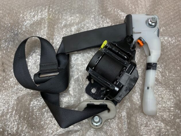 Used Seat Belt Retractor for Nissan Sentra 2015-2018