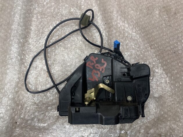 Used REAR RIGHT PASSENGER SIDE DOOR LATCH LOCK ACTUATOR for Mercedes-Benz E-Class 350 2007-2009 A 211 730 08 35
