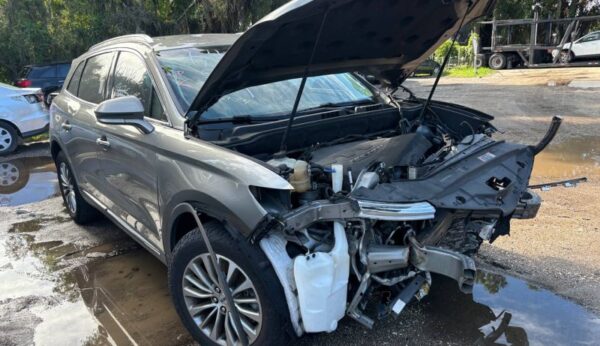 Lincoln MKX 2016-2018 in a junkyard in the USA