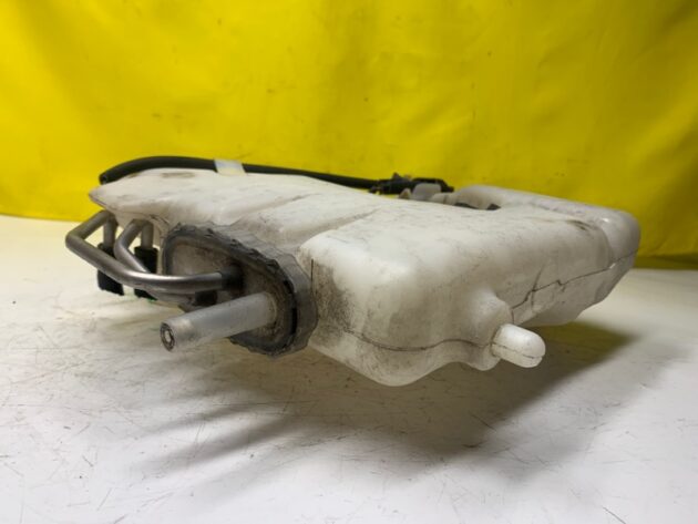 Used Windshield Washer Tank Fluid Reservoir for Mercedes-Benz E-Class 350 2003-2006 2118600060