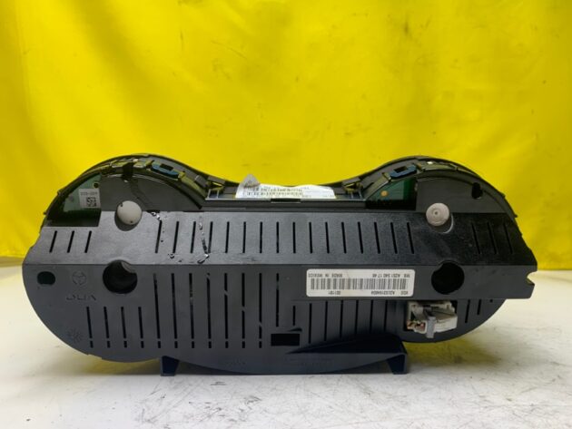 Used Speedometer Cluster for Mercedes-Benz R-Class 2005-2007 A2515401748, 251-440-17-11, 251-540-40-48