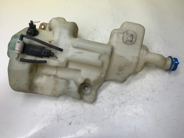 Used Windshield Washer Tank Fluid Reservoir for Mercedes-Benz R-Class 2005-2007 251-860-09-60, A2518600060, À258690020